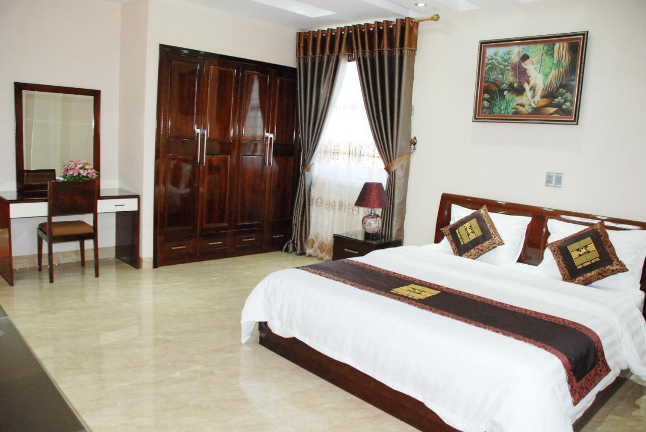 Hoa Cuong Hotel - Dong Van Extérieur photo